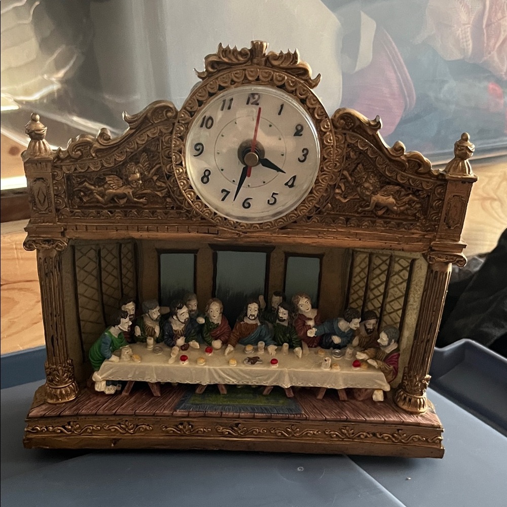 Vintage Classic Gold and Brown Last Supper Wall Clock